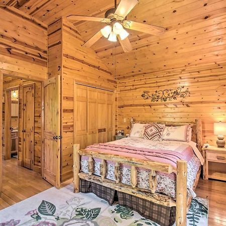 Cozy Hiawassee Cabin With Fire Pit And Mtn Views! Ngoại thất bức ảnh