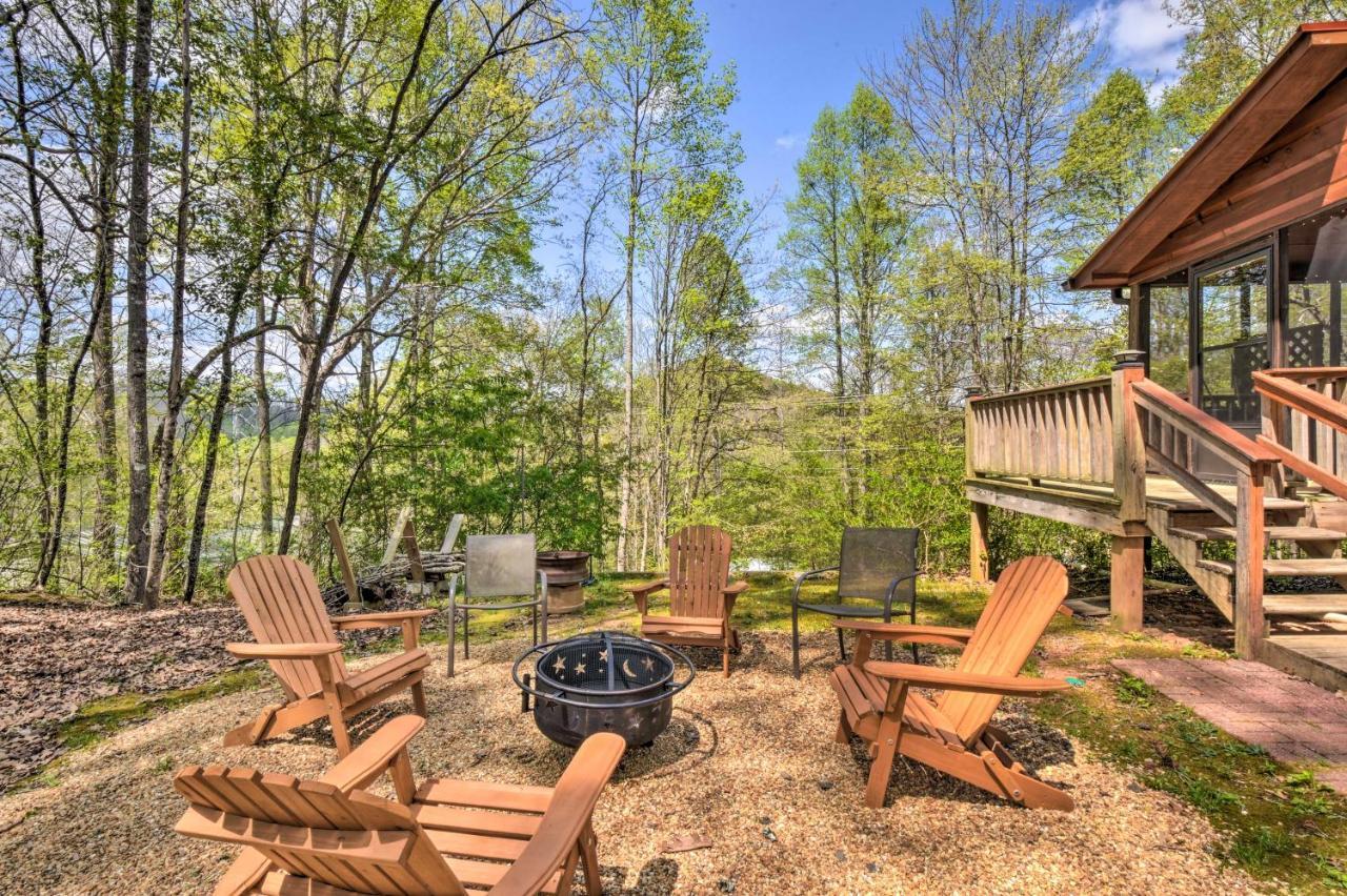 Cozy Hiawassee Cabin With Fire Pit And Mtn Views! Ngoại thất bức ảnh