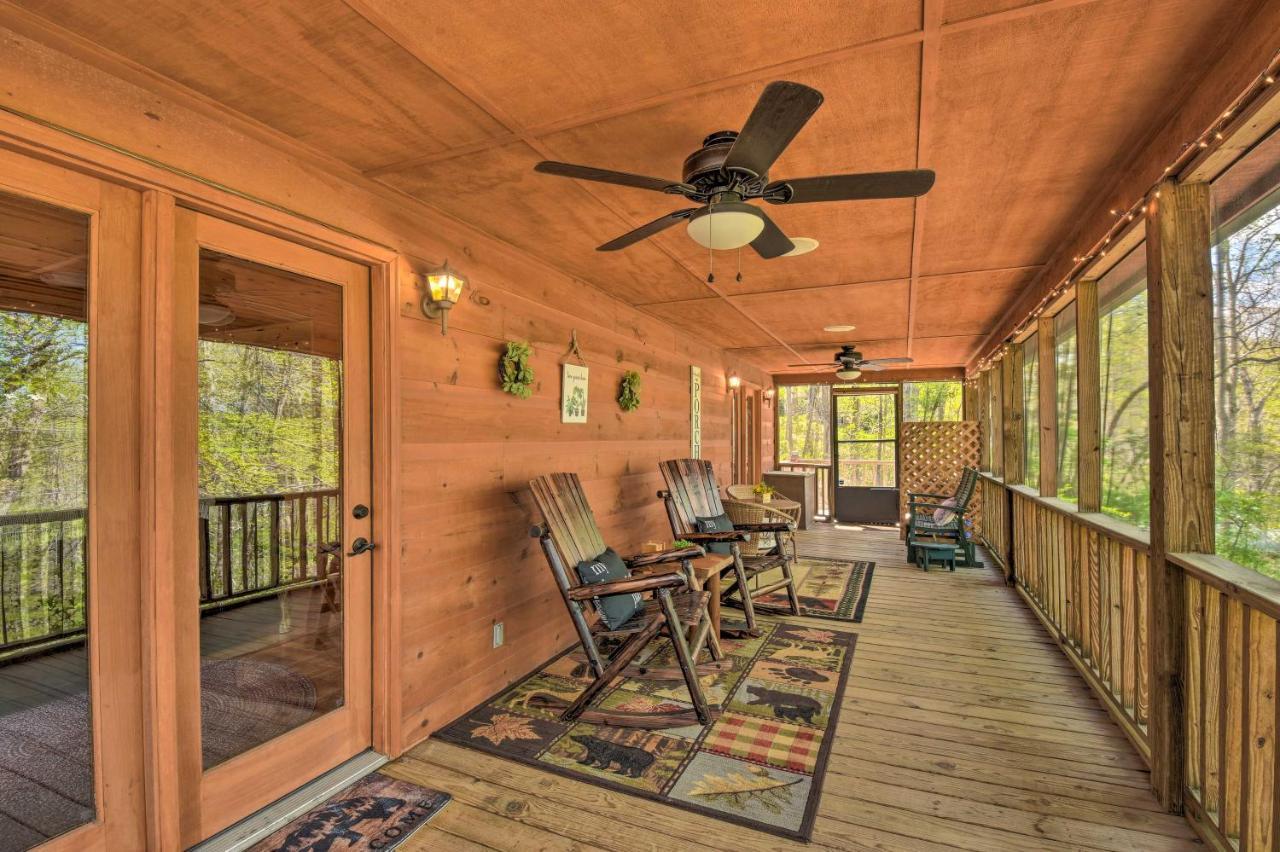 Cozy Hiawassee Cabin With Fire Pit And Mtn Views! Ngoại thất bức ảnh