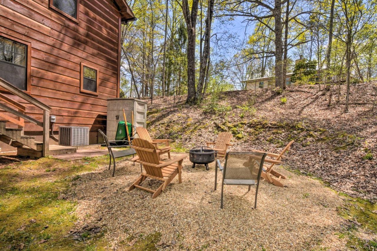 Cozy Hiawassee Cabin With Fire Pit And Mtn Views! Ngoại thất bức ảnh