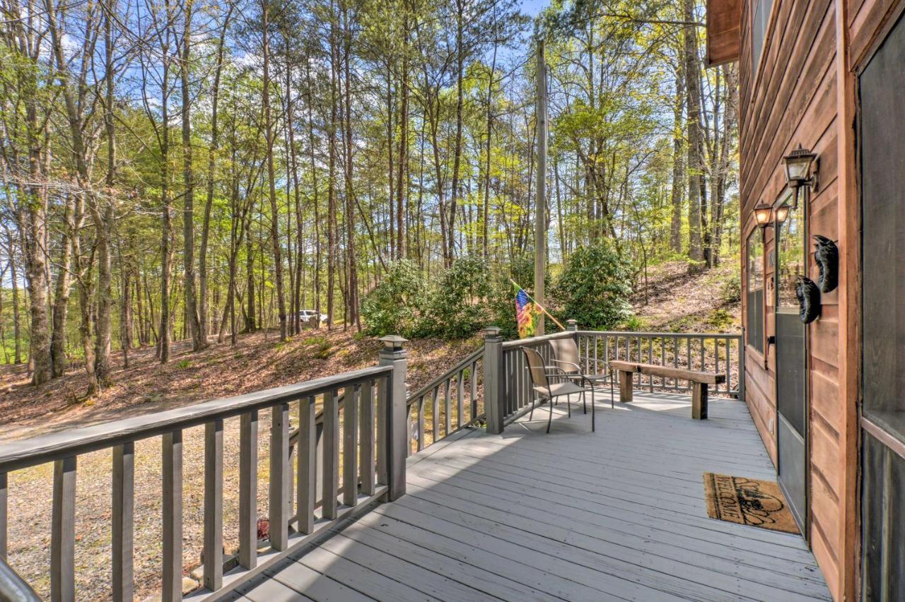 Cozy Hiawassee Cabin With Fire Pit And Mtn Views! Ngoại thất bức ảnh