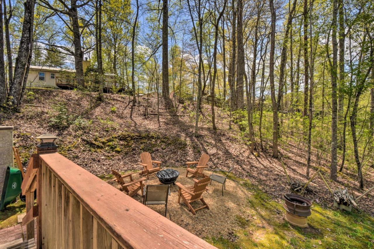 Cozy Hiawassee Cabin With Fire Pit And Mtn Views! Ngoại thất bức ảnh